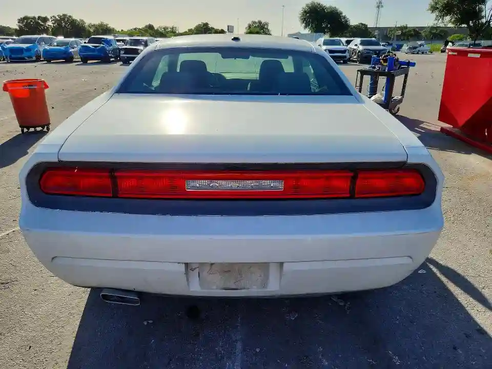2B3CJ4DG9BH511036 2011 DODGE CHALLENGER-5