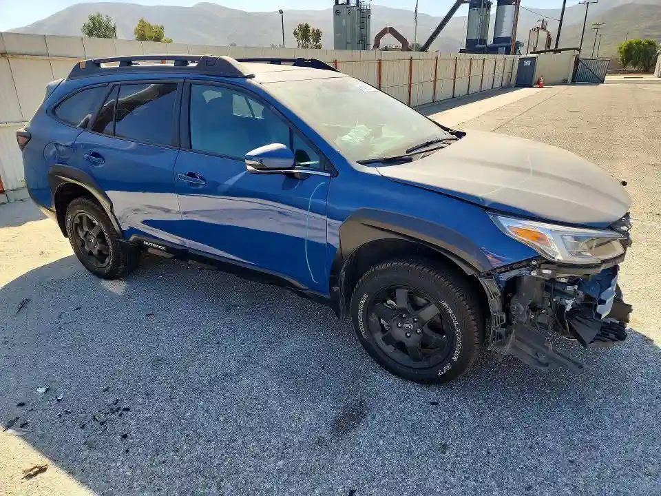 4S4BTGUD7R3155903 2024 SUBARU-3