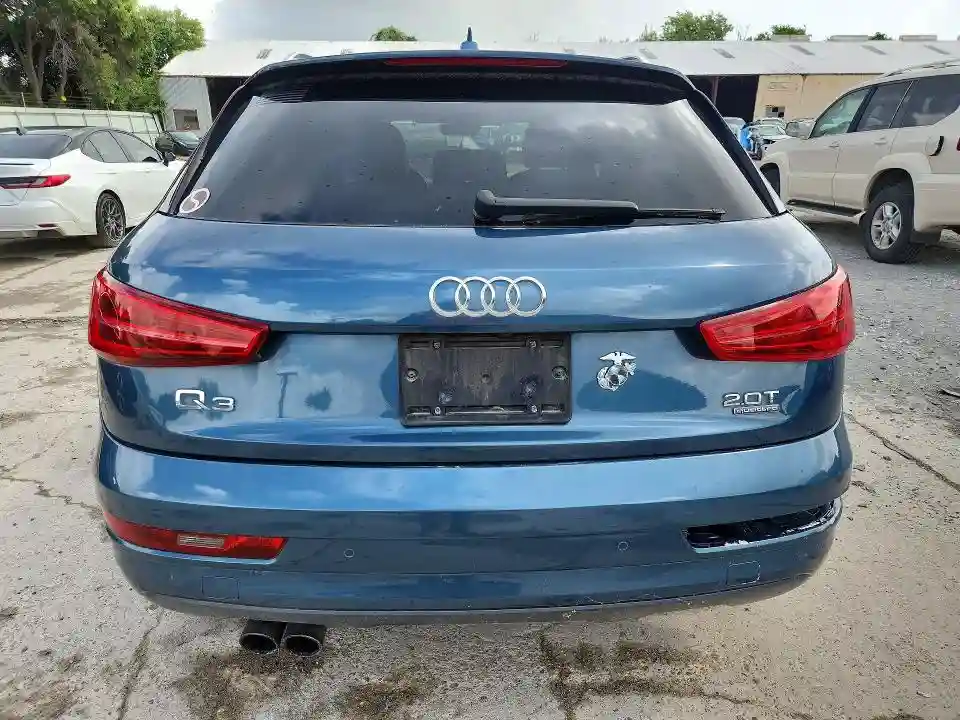 WA1JCCFS5JR005434 2018 AUDI Q3-5