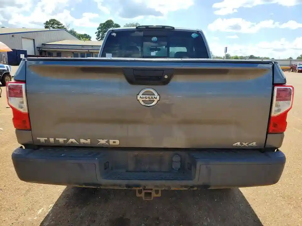 1N6BA1C37HN561812 2017 NISSAN TITAN-5