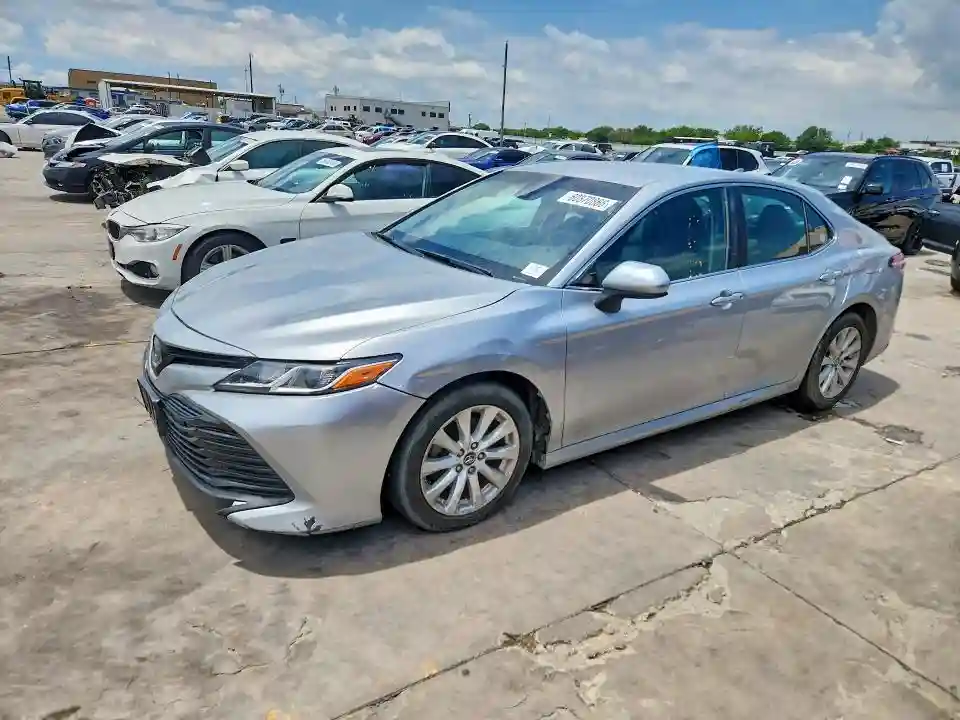 4T1B11HK7JU546155 2018 TOYOTA CAMRY-0