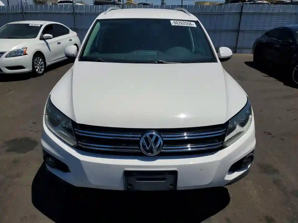 WVGAV7AX5CW606224 2012 VOLKSWAGEN TIGUAN-4