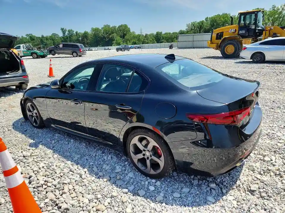ZARFAEBN9J7567626 2018 ALFA ROMEO GIULIA-1