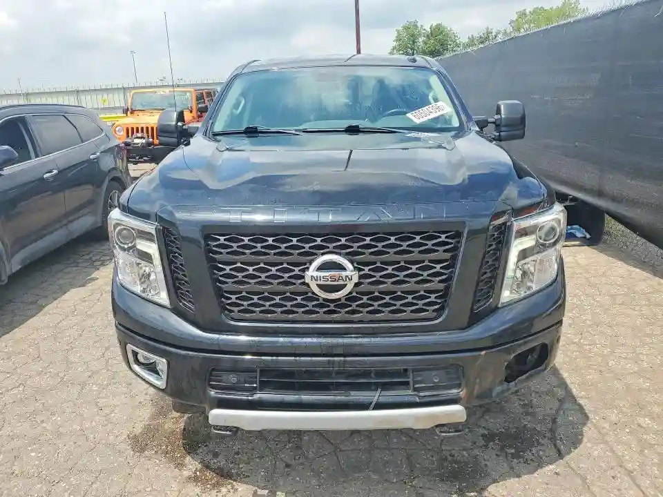 1N6BA1F46JN541609 2018 NISSAN TITAN-4