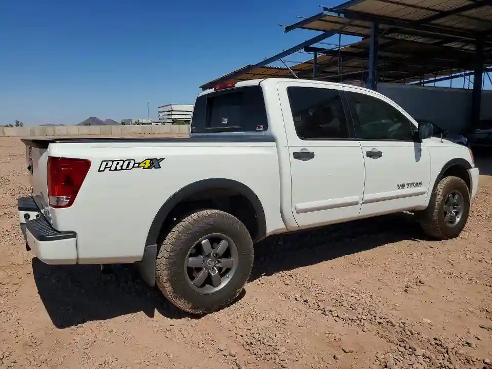 1N6BA0EC7FN514879 2015 NISSAN TITAN-2