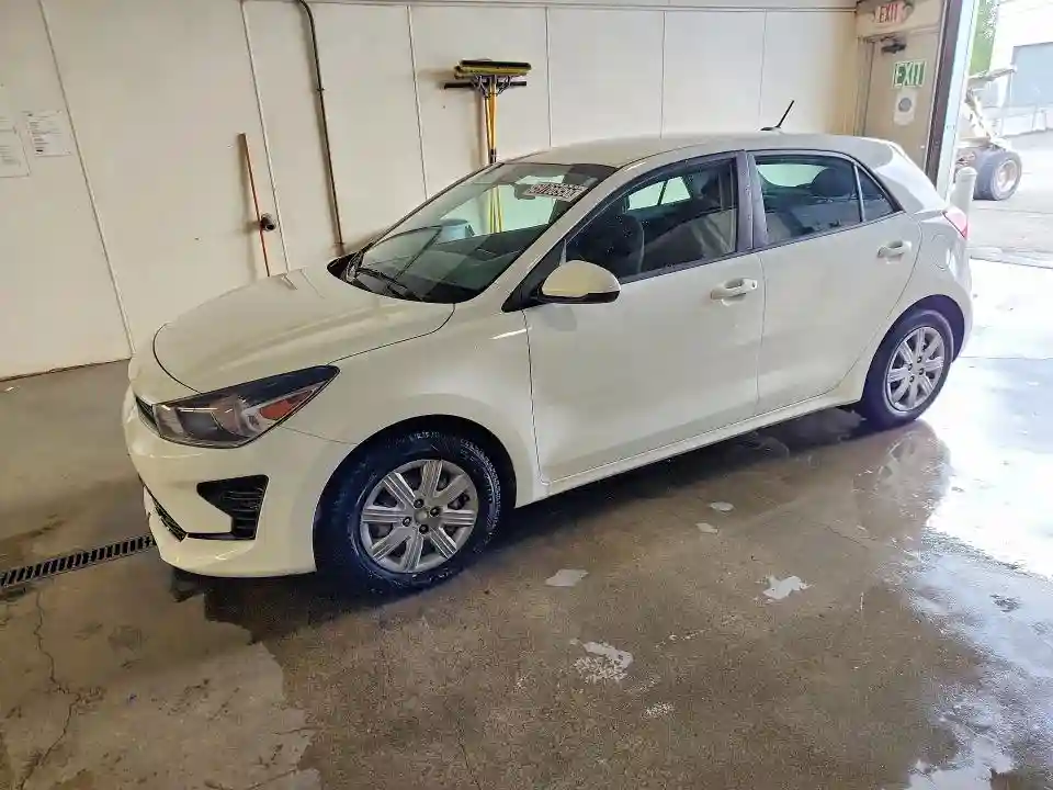 3KPA25AD5PE613584 2023 KIA RIO-0