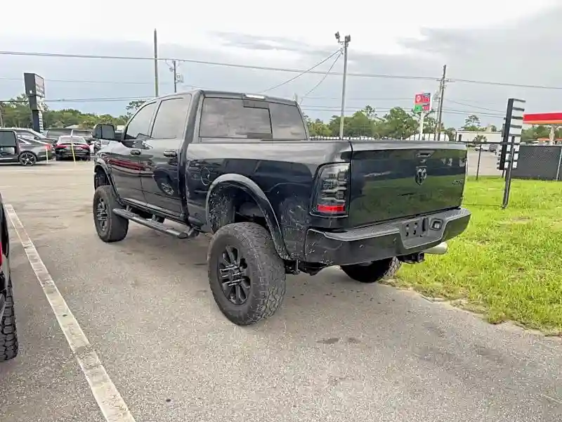 3C6UR5FL8JG367447 2018 RAM 2500-2