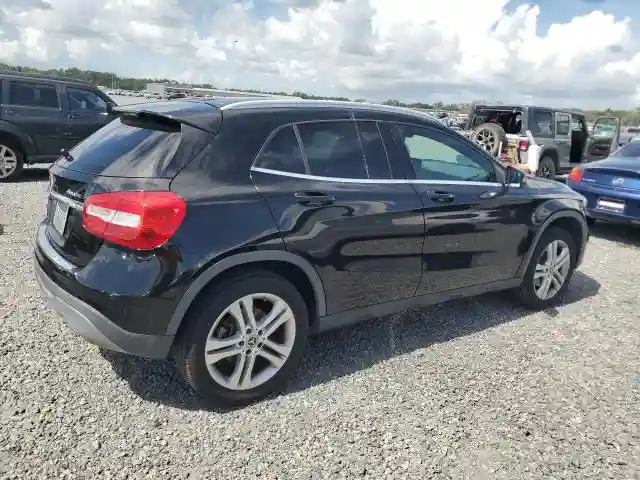 WDCTG4GB8JJ479071 2018 MERCEDES-BENZ GLA-CLASS-2