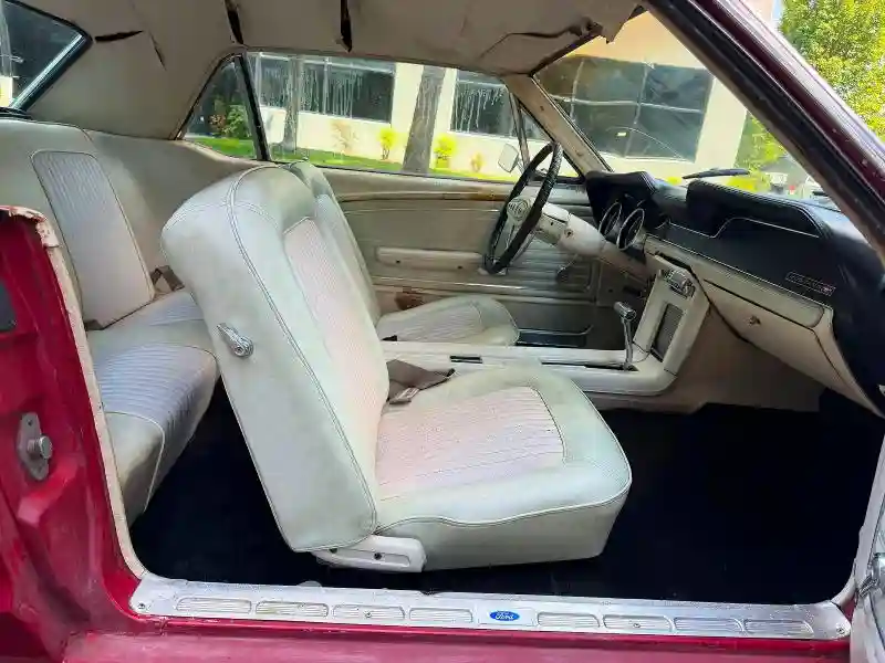 8R01C104290 1968 FORD MUSTANG-4