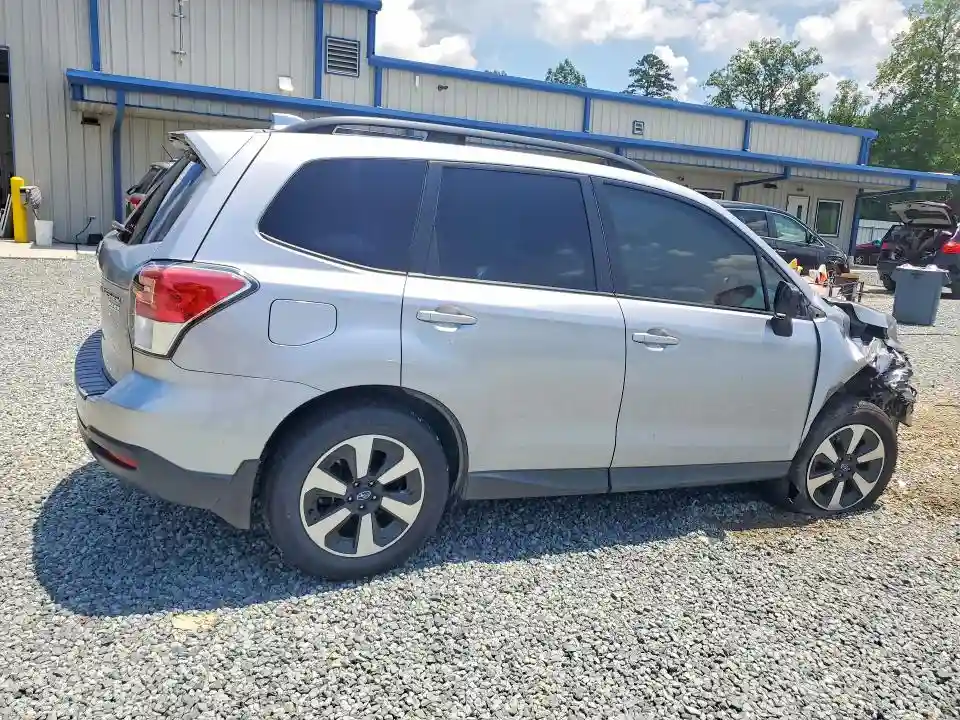 JF2SJAEC5HH591729 2017 SUBARU FORESTER 2-2