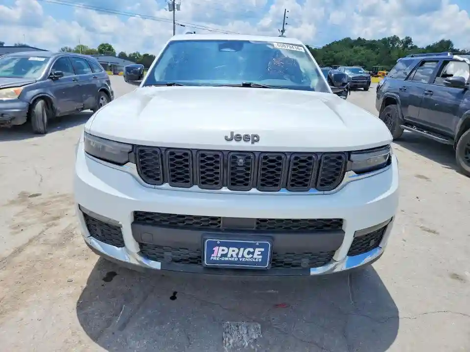 1C4RJKBG4M8106646 2021 JEEP CHEROKEE-4