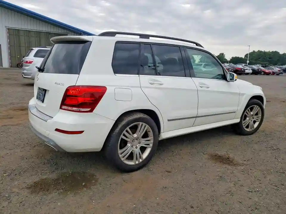 WDCGG8JB9FG412050 2015 MERCEDES-BENZ GLK-CLASS-2