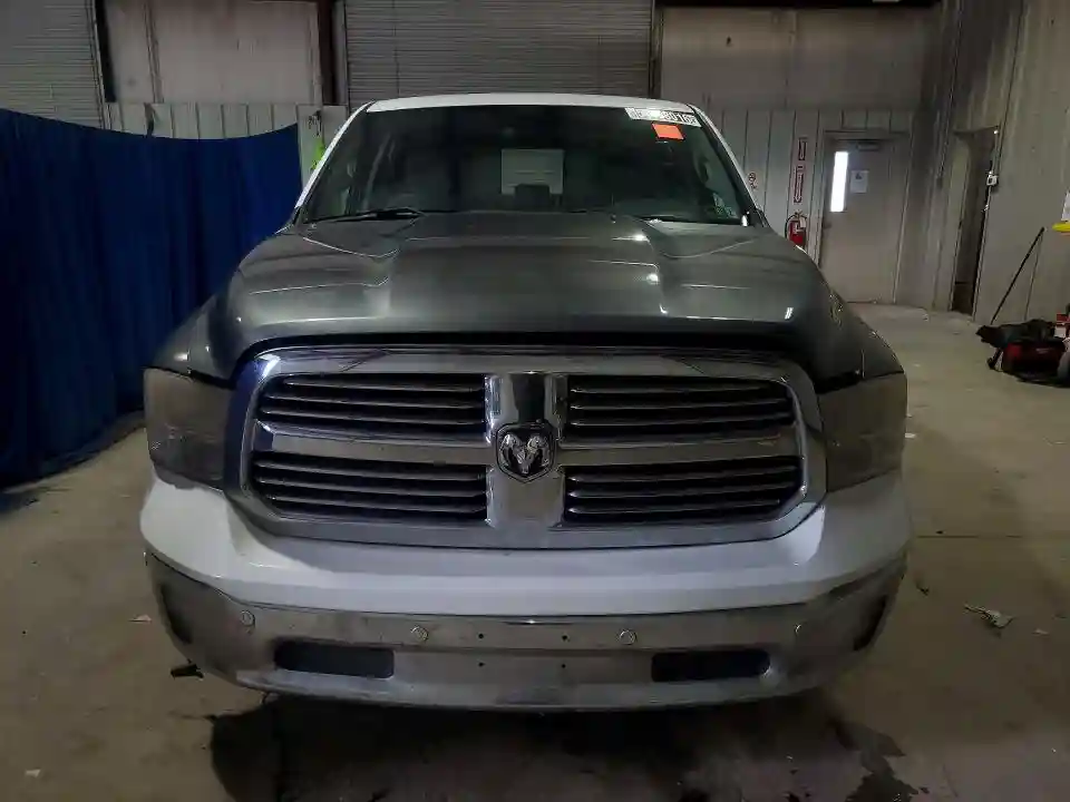 1C6RR7TT3KS521871 2019 RAM 1500-4