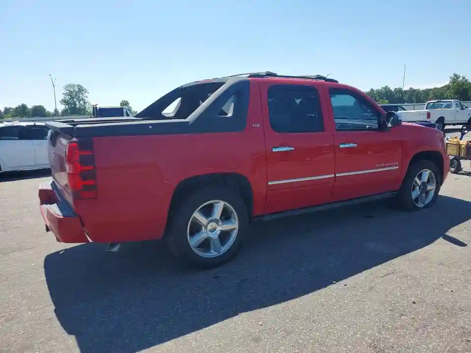 3GNTKGE39BG122221 2011 CHEVROLET AVALANCHE-2