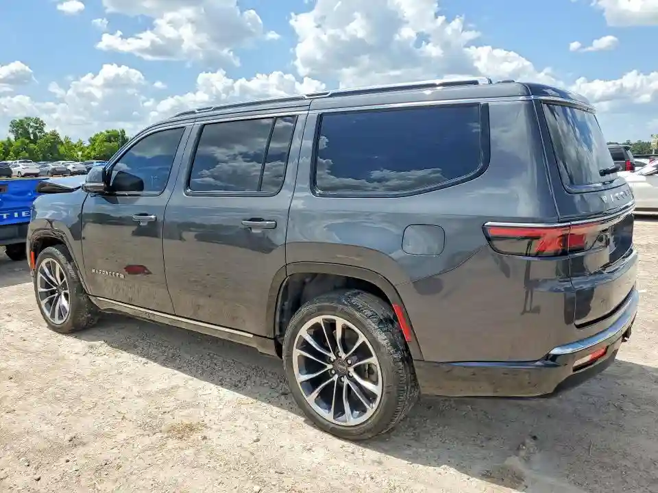 1C4SJUDT9NS206978 2022 JEEP WAGONEER-1