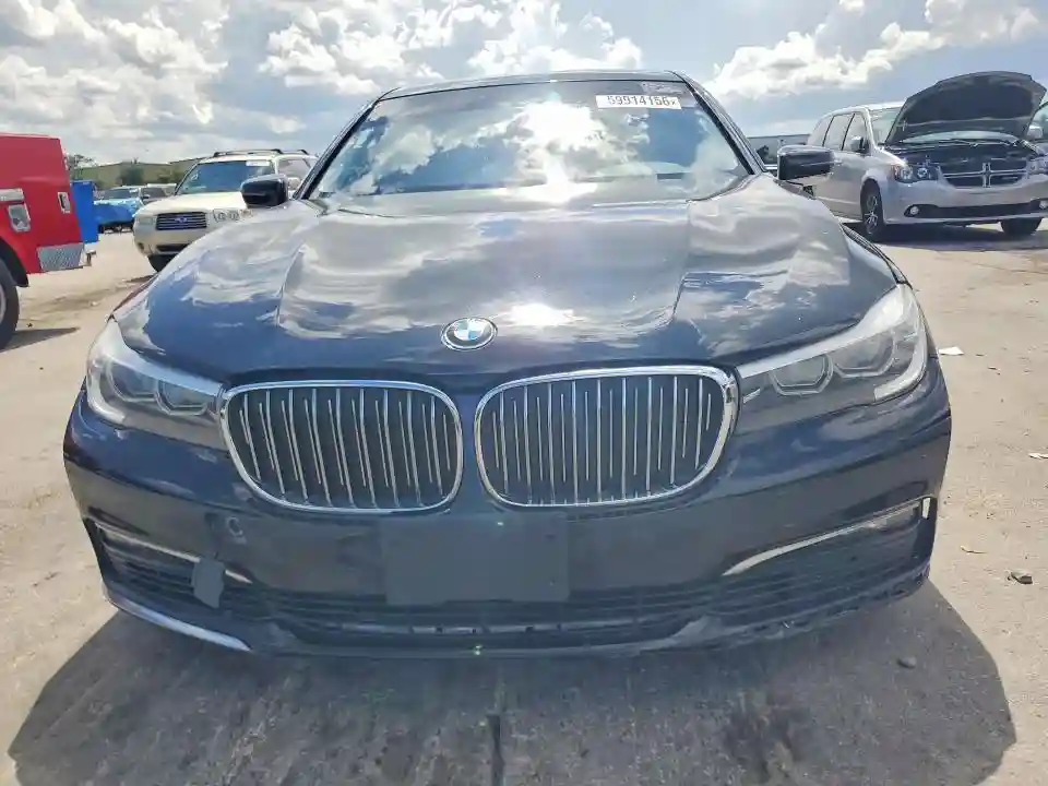 WBA7E4C50JGV23989 2018 BMW 7 SERIES-4