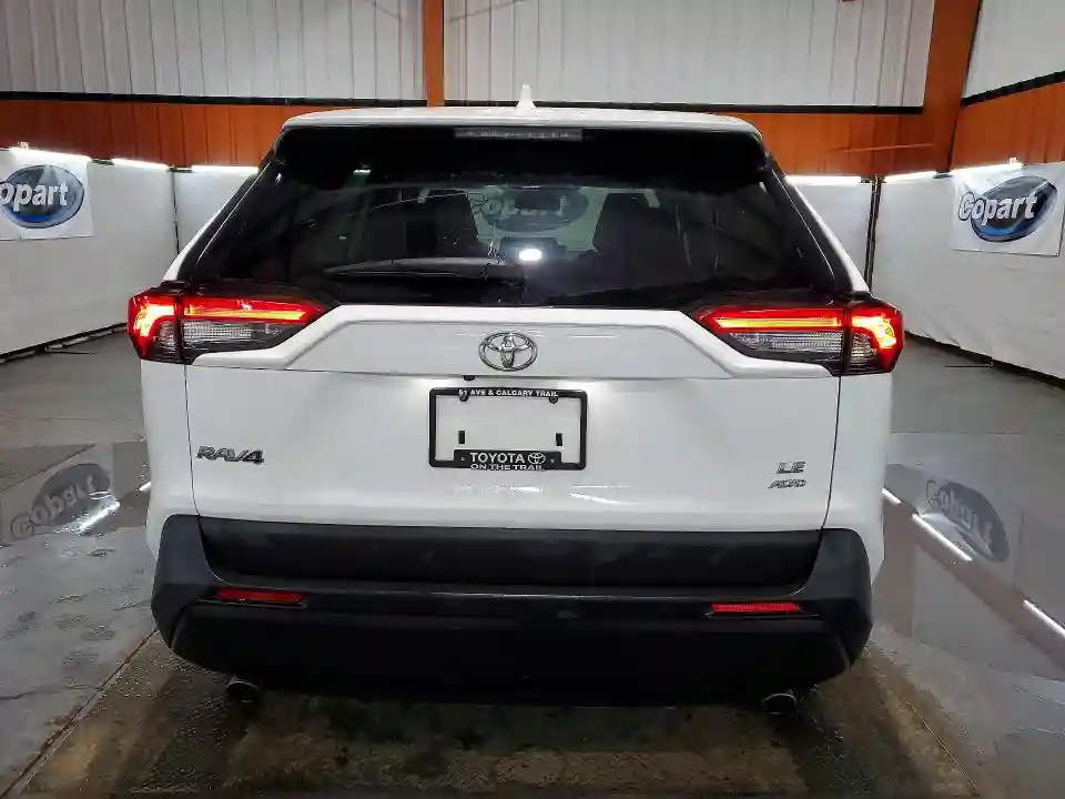 2T3B1RFVXRC413468 2024 TOYOTA RAV4-5