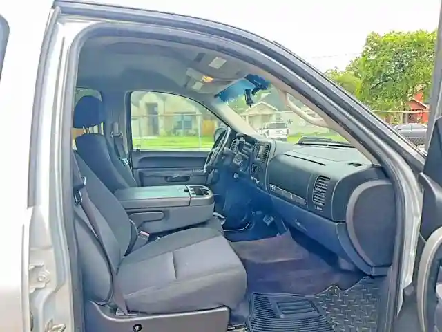 3GCPCSE03CG255929 2012 CHEVROLET SILVERADO-4