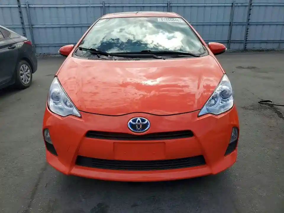 JTDKDTB36D1038340 2013 TOYOTA PRIUS-4