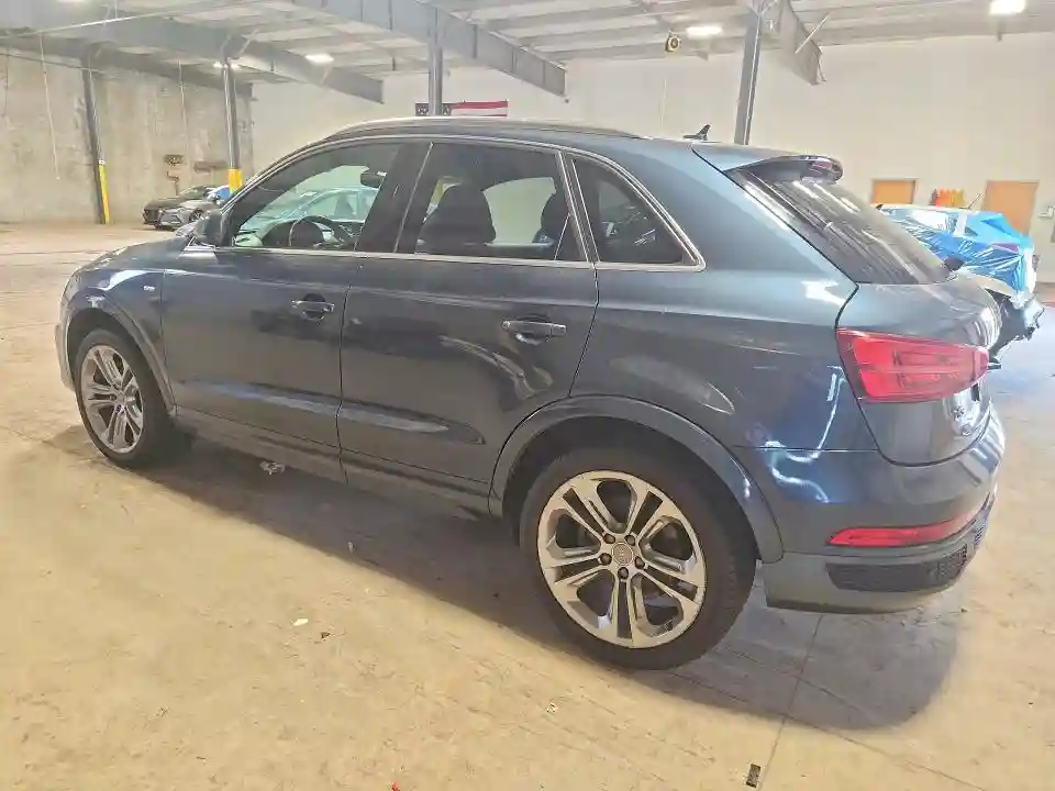WA1JCCFS0JR029284 2018 AUDI Q3-1