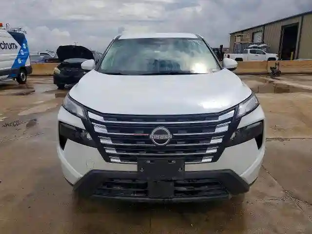 5N1BT3BB2SC763747 2025 NISSAN ROGUE-4