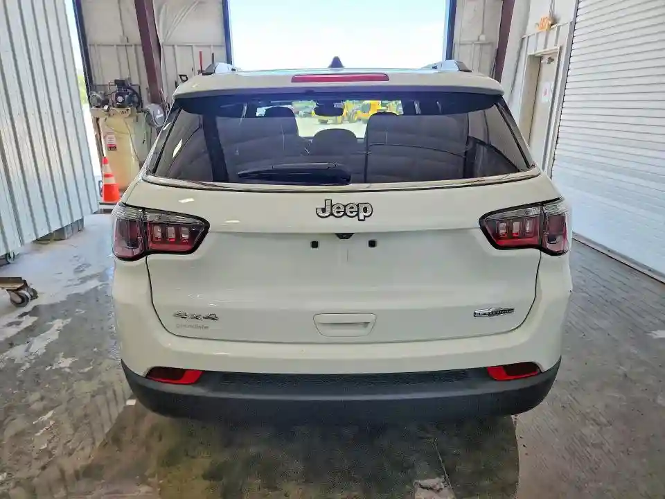 3C4NJDBN3PT504266 2023 JEEP COMPASS-5
