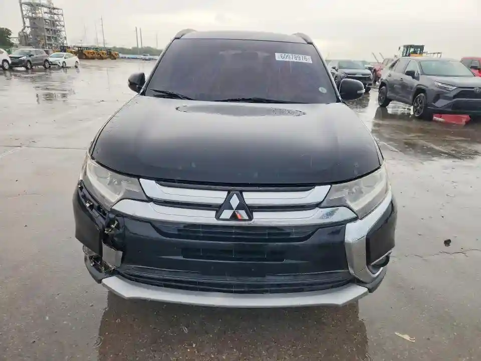JA4AD3A31GZ009924 2016 MITSUBISHI OUTLANDER-4
