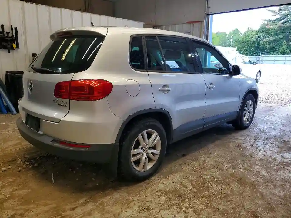 WVGBV3AX2DW578185 2013 VOLKSWAGEN TIGUAN-2
