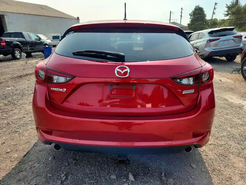 3MZBN1K70JM175161 2018 MAZDA 3-5