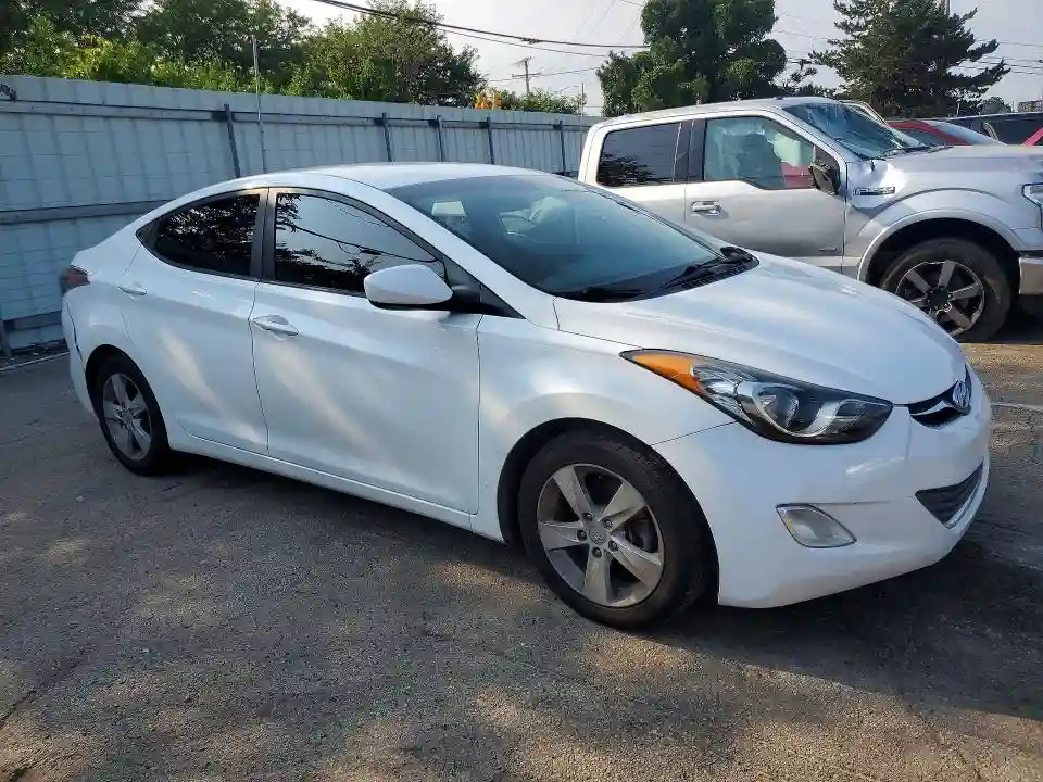 5NPDH4AE9DH450797 2013 HYUNDAI ELANTRA-3