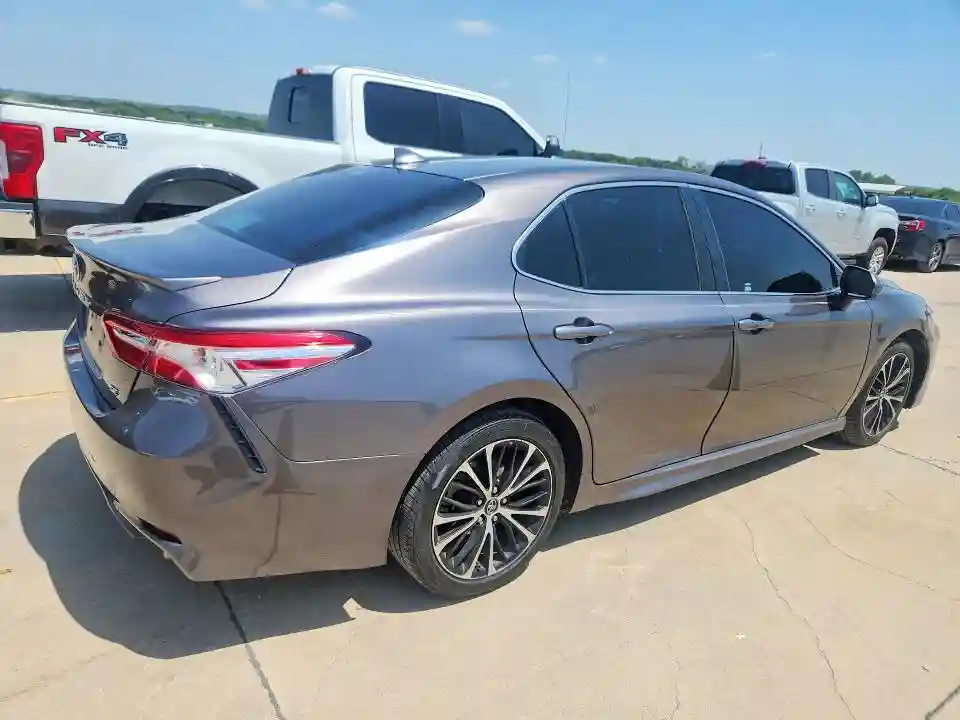 4T1G11AK5LU350332 2020 TOYOTA CAMRY-2