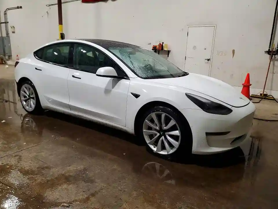 5YJ3E1EA9NF371138 2022 TESLA MODEL 3-3