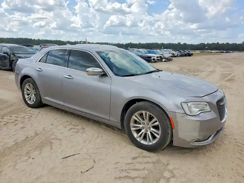 2C3CCAEG2GH123633 2016 CHRYSLER 300-3