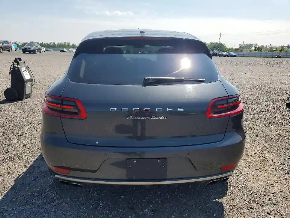 WP1AF2A55HLB61526 2017 PORSCHE MACAN-5