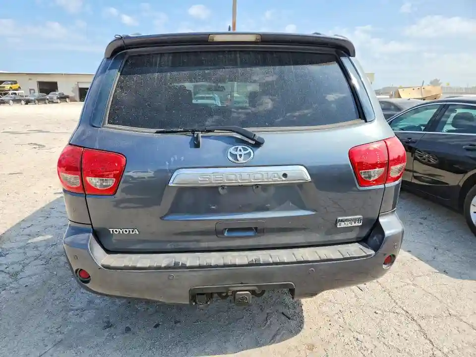 5TDYY5G19AS025002 2010 TOYOTA SEQUOIA-5