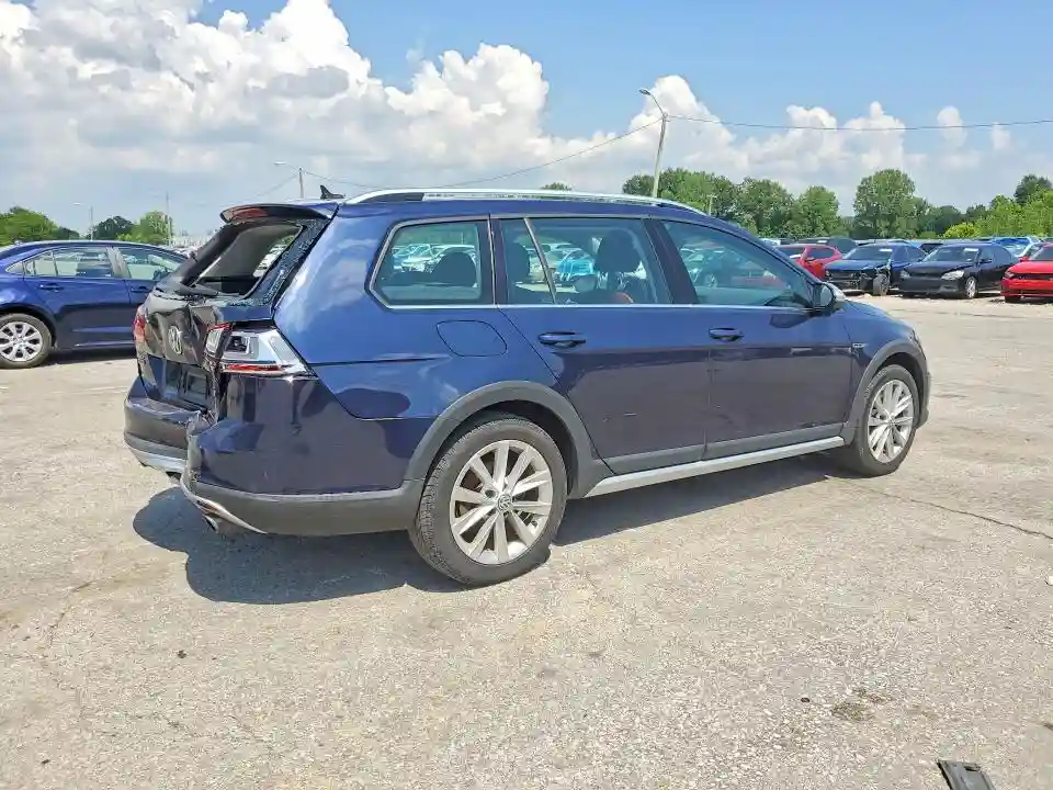 3VWH17AU6HM538783 2017 VOLKSWAGEN GOLF-2