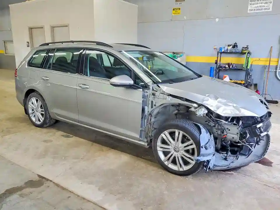 3VWCA7AU8FM511933 2015 VOLKSWAGEN GOLF-3