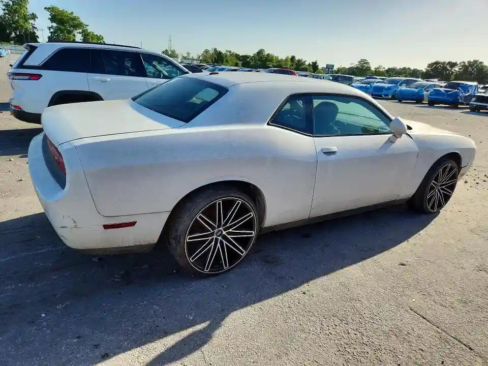 2B3CJ4DG9BH511036 2011 DODGE CHALLENGER-2