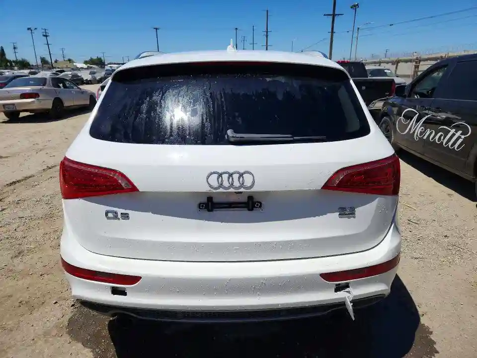 WA1DKAFP9CA106851 2012 AUDI Q5-5