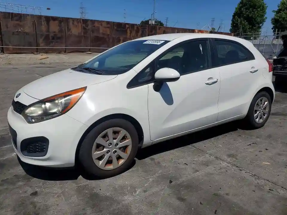KNADM5A3XD6226297 2013 KIA RIO-0