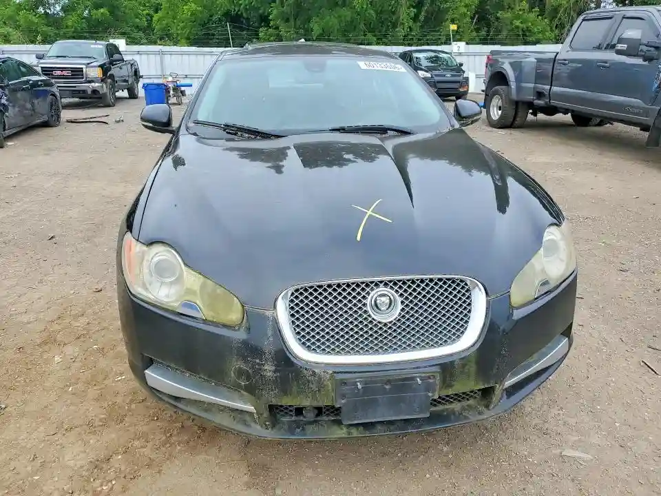 SAJXA0FB2BLR99180 2011 JAGUAR XF-4