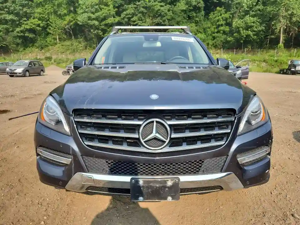 4JGDA5HB2DA230569 2013 MERCEDES-BENZ M-CLASS-4