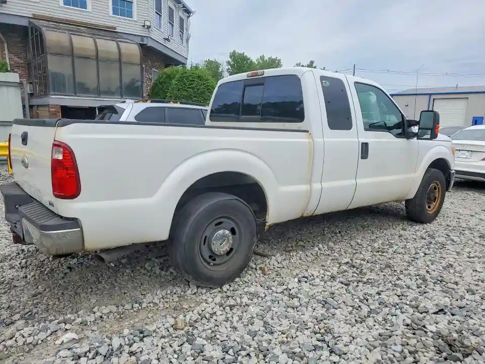 1FT7X2A67BEC42119 2011 FORD F250-2