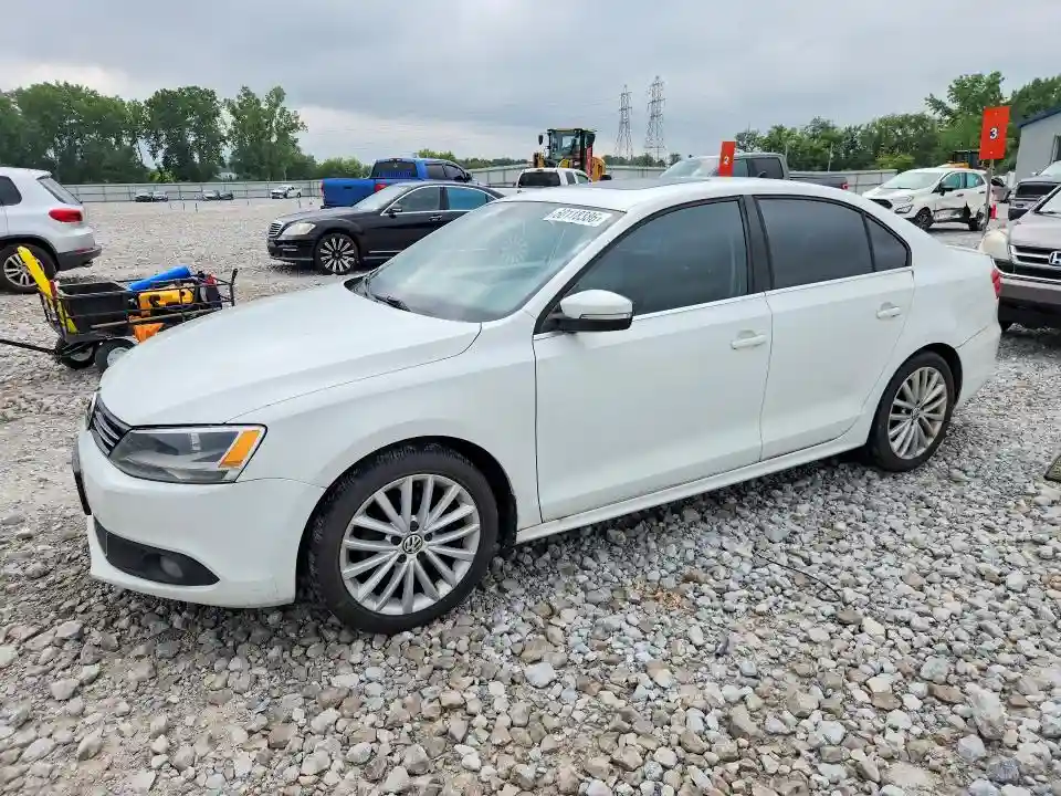 3VWL07AJ3EM289096 2014 VOLKSWAGEN JETTA-0