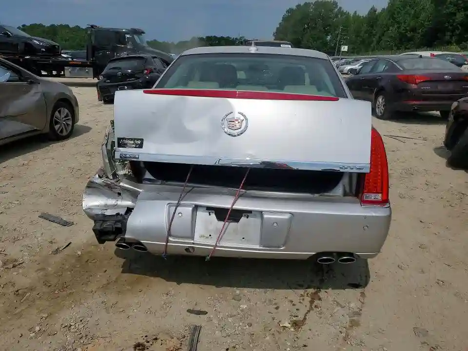 1G6KH5E63BU112768 2011 CADILLAC DTS-5