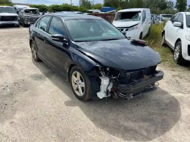 3VWDL7AJXDM433222 2013 VOLKSWAGEN JETTA-3