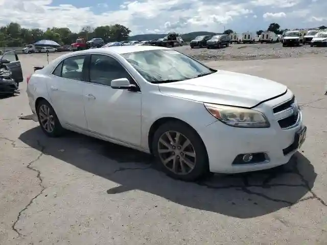 1G11E5SA8DF272266 2013 CHEVROLET MALIBU-3