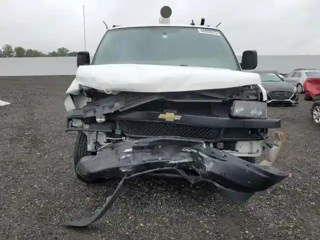1GCZGGFPXN1261959 2022 CHEVROLET EXPRESS-4