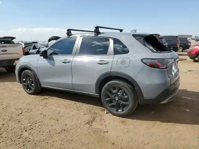 3CZRZ2H57RM740075 2024 HONDA HR-V-1