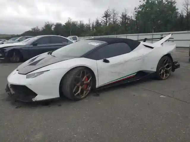 ZHWUR1ZF4HLA07655 2017 LAMBORGHINI ALL MODELS-0